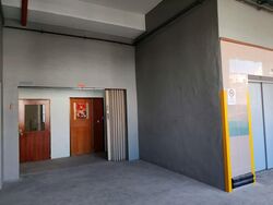 Guan Hua Warehouse Building (D13), Warehouse #604750281